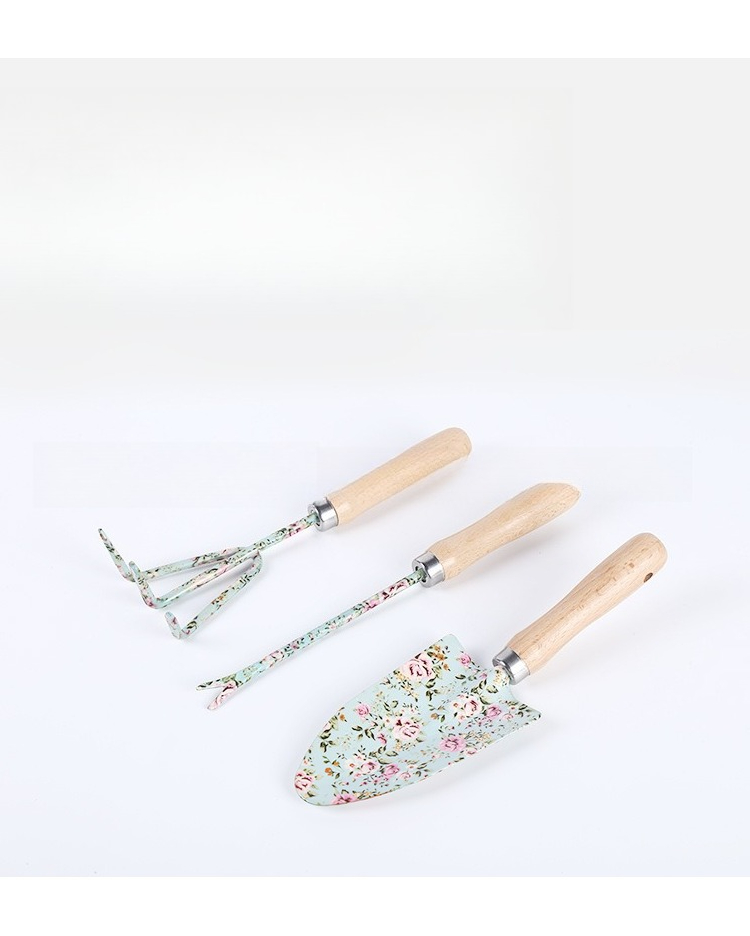 Set di 10 Attrezzi da Giardino - Gardening Tools On Sale recensione e prezzo